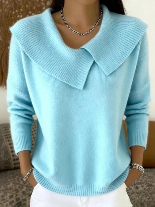 Sharon | Warm Sweater with a Soft Collar