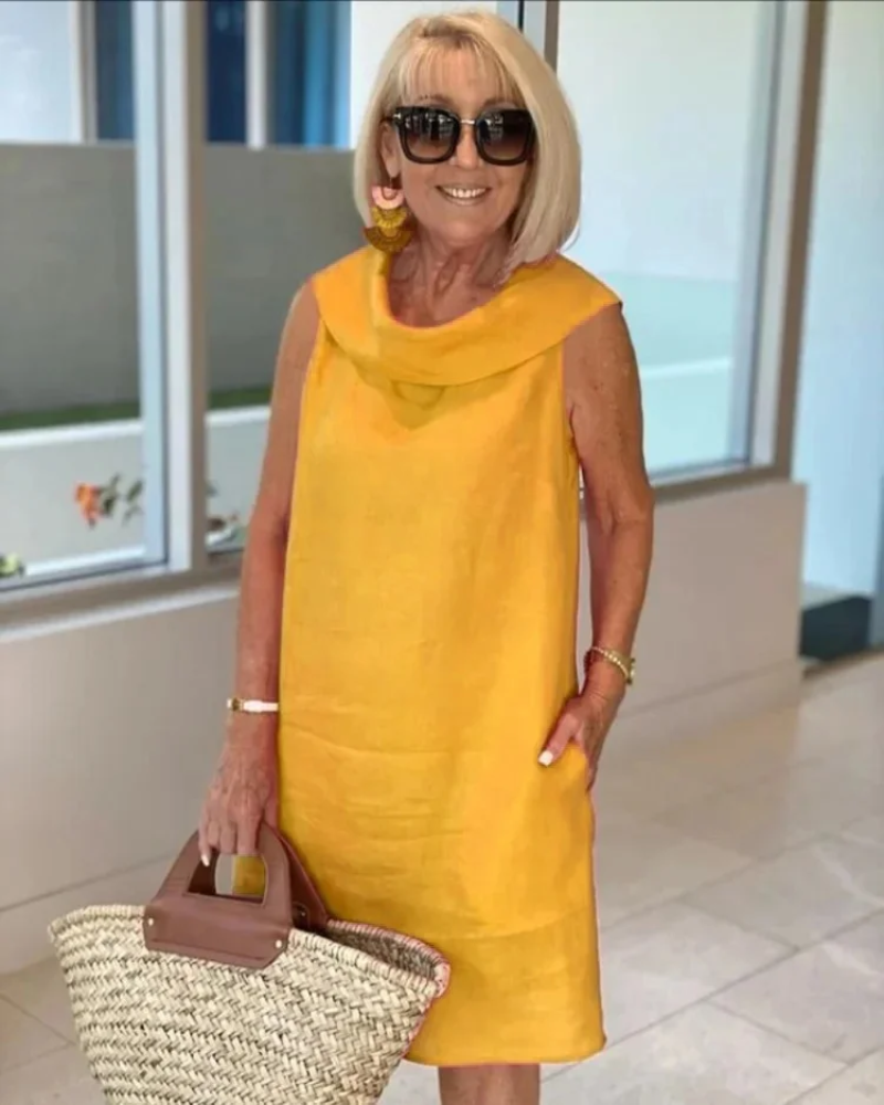 Sherry | Lightweight Dress with Stylish Neckline