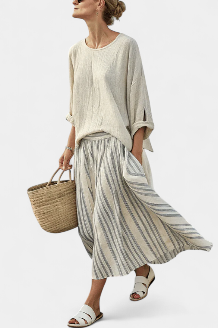 Veronica – Comfortable blouse and striped midi skirt