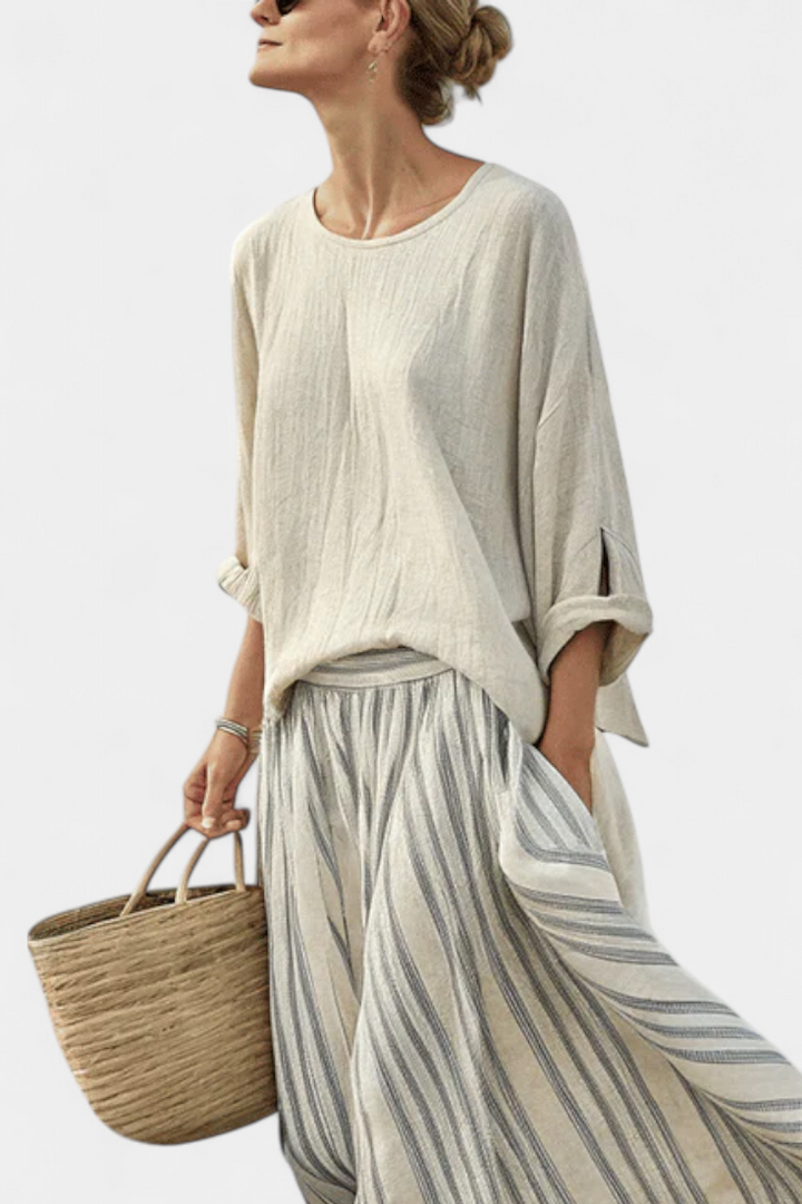 Veronica – Comfortable blouse and striped midi skirt