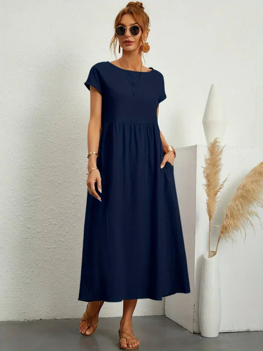 Veronica | Flowing Midi Dress with Timeless Elegance