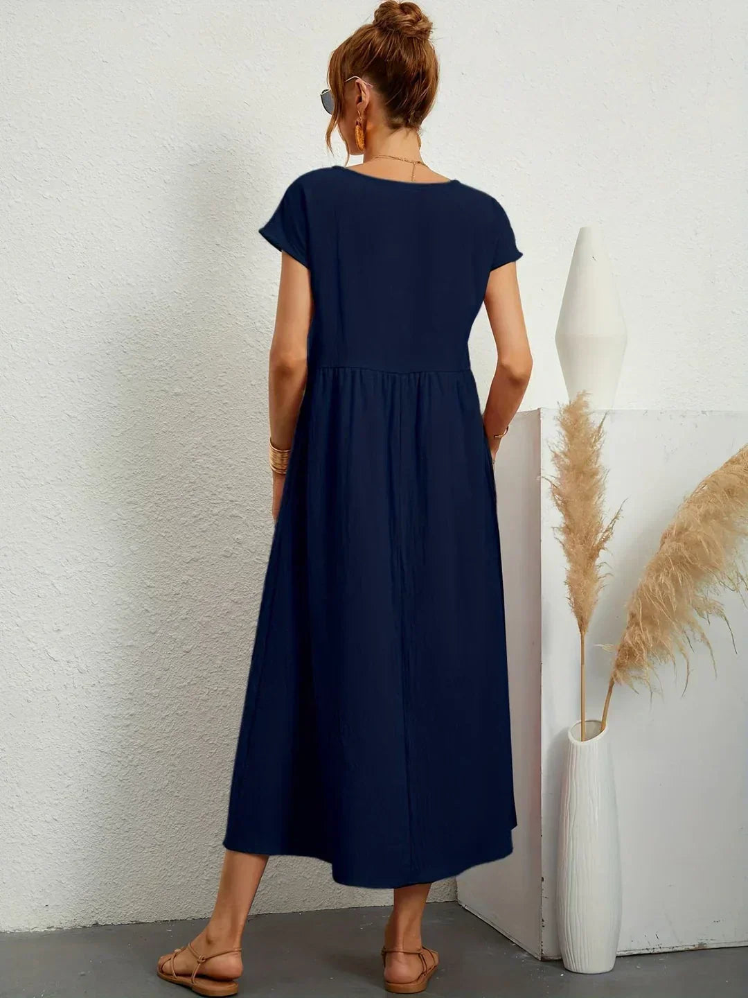 Veronica | Flowing Midi Dress with Timeless Elegance