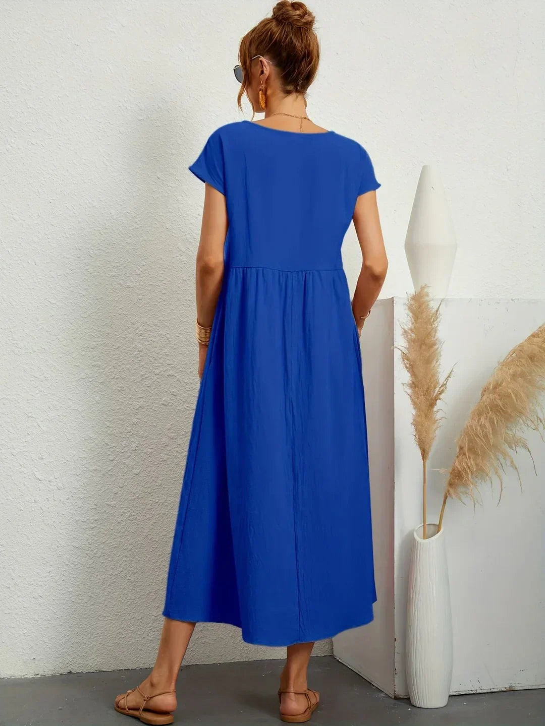 Veronica | Flowing Midi Dress with Timeless Elegance