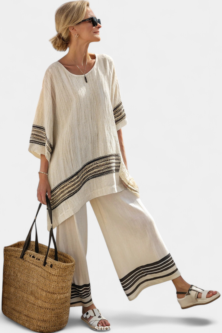 Veronica – elegant black striped linen top and fluid pants