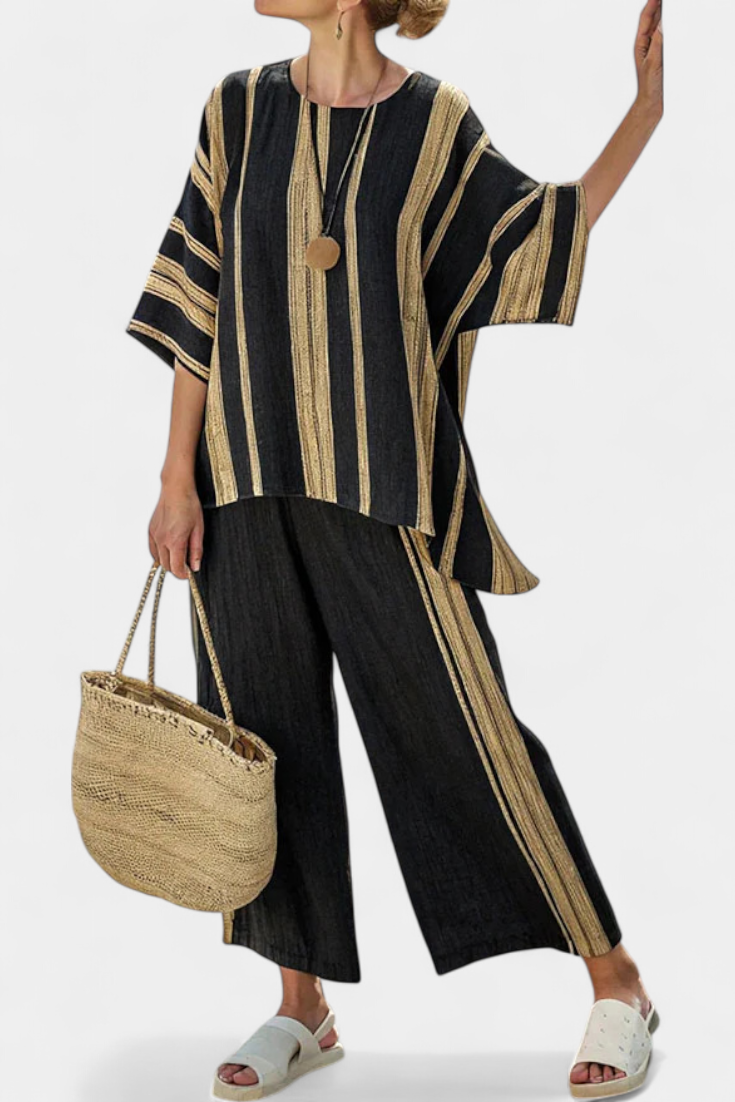 Veronica – oversized striped top and relaxed linen pants