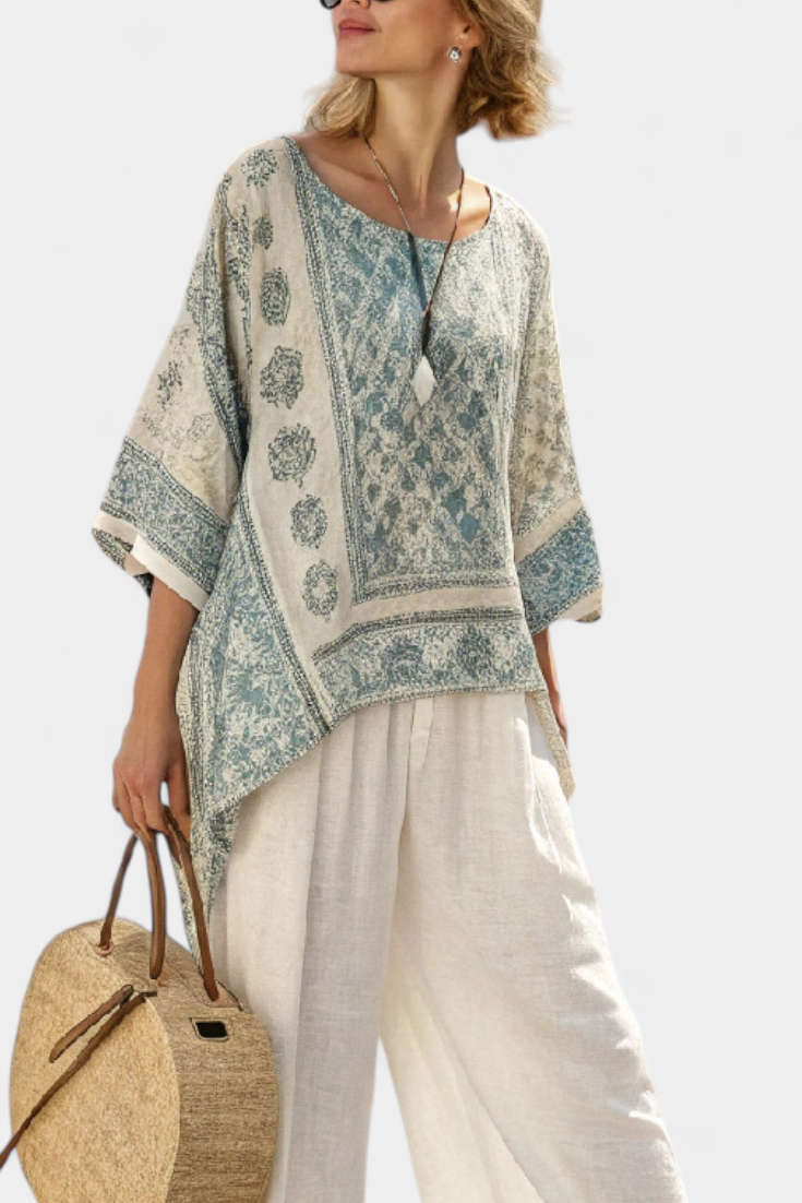 Veronica – Comfortable Printed Blouse and White Wide-Leg Pants