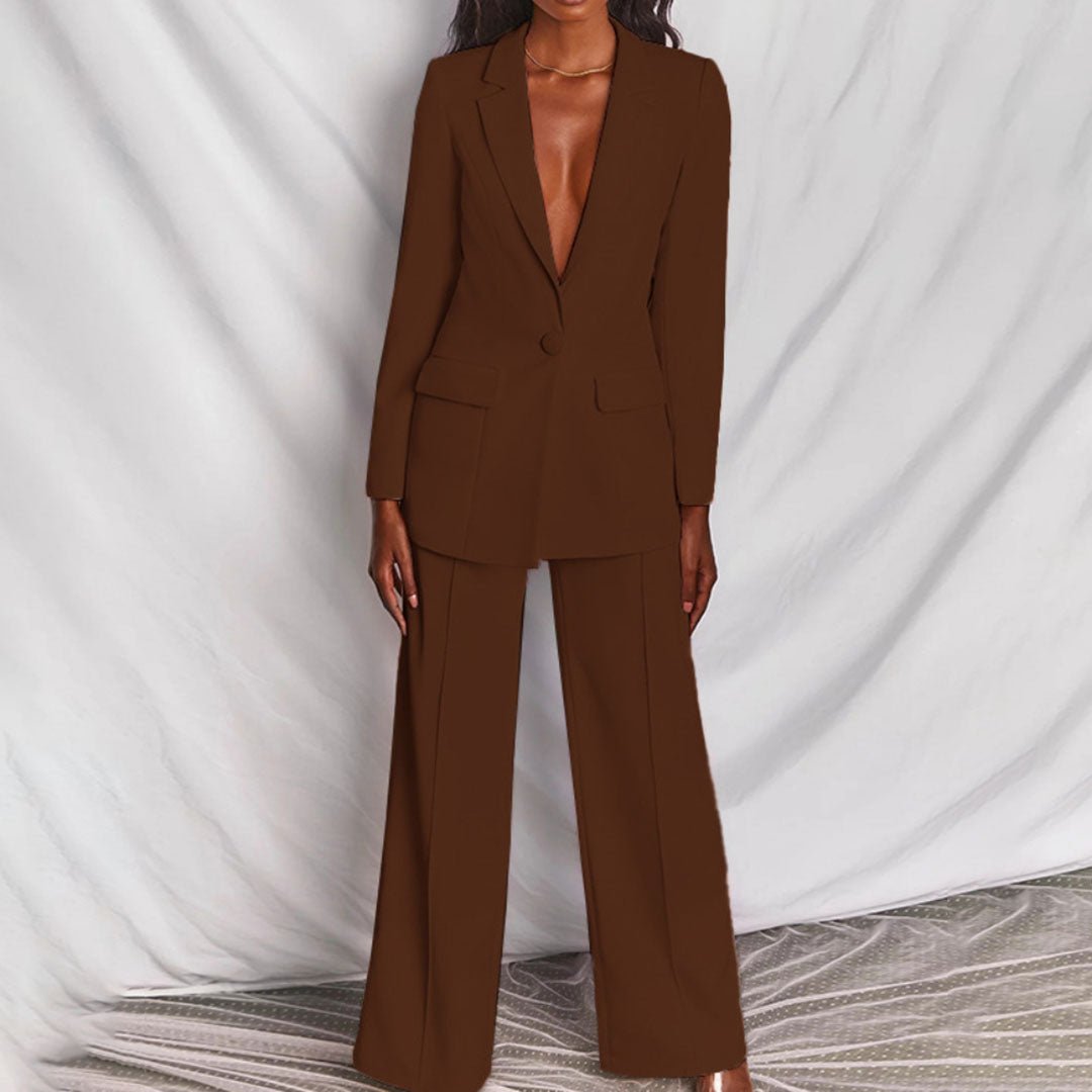 Leotine | Chic Blazer & Trousers Set