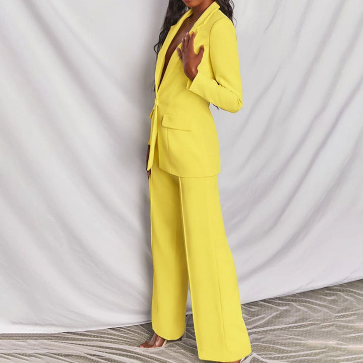 Leotine | Chic Blazer & Trousers Set
