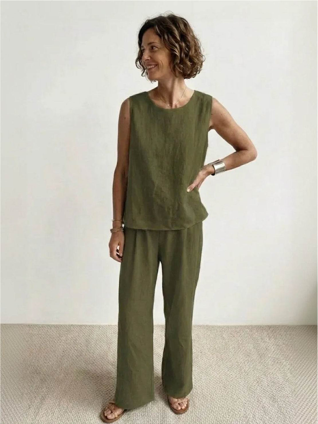 Olivia | Women's Sleeveless Tank Top and Wide-Leg Pants Set