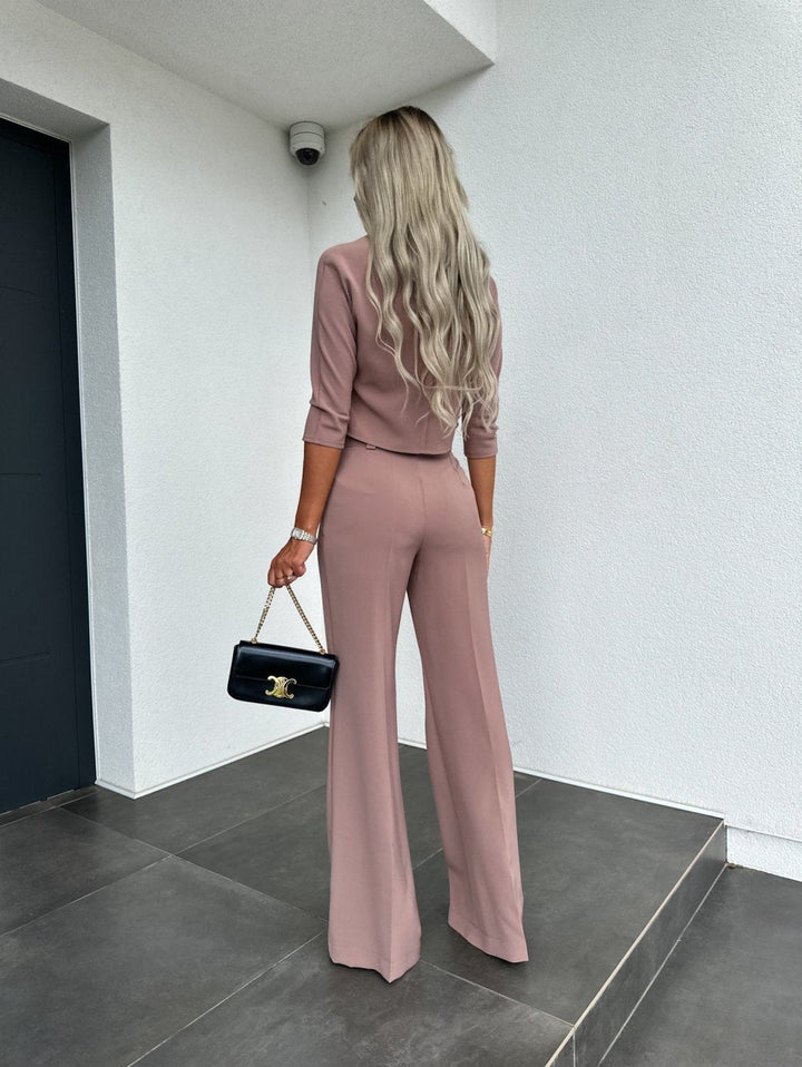 Roelie | Elegant Two-Piece Lounge Set
